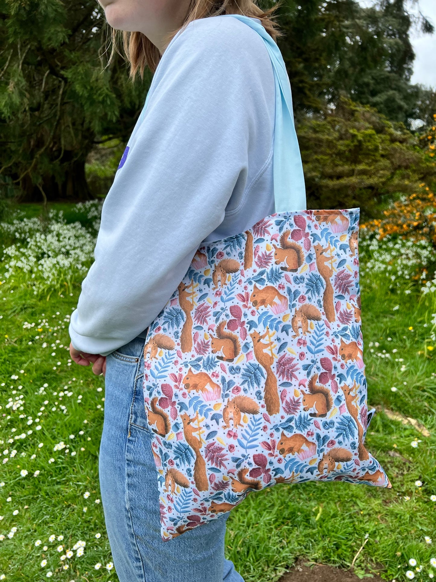 Red Squirrel Tote Bag - Tahlia Paige