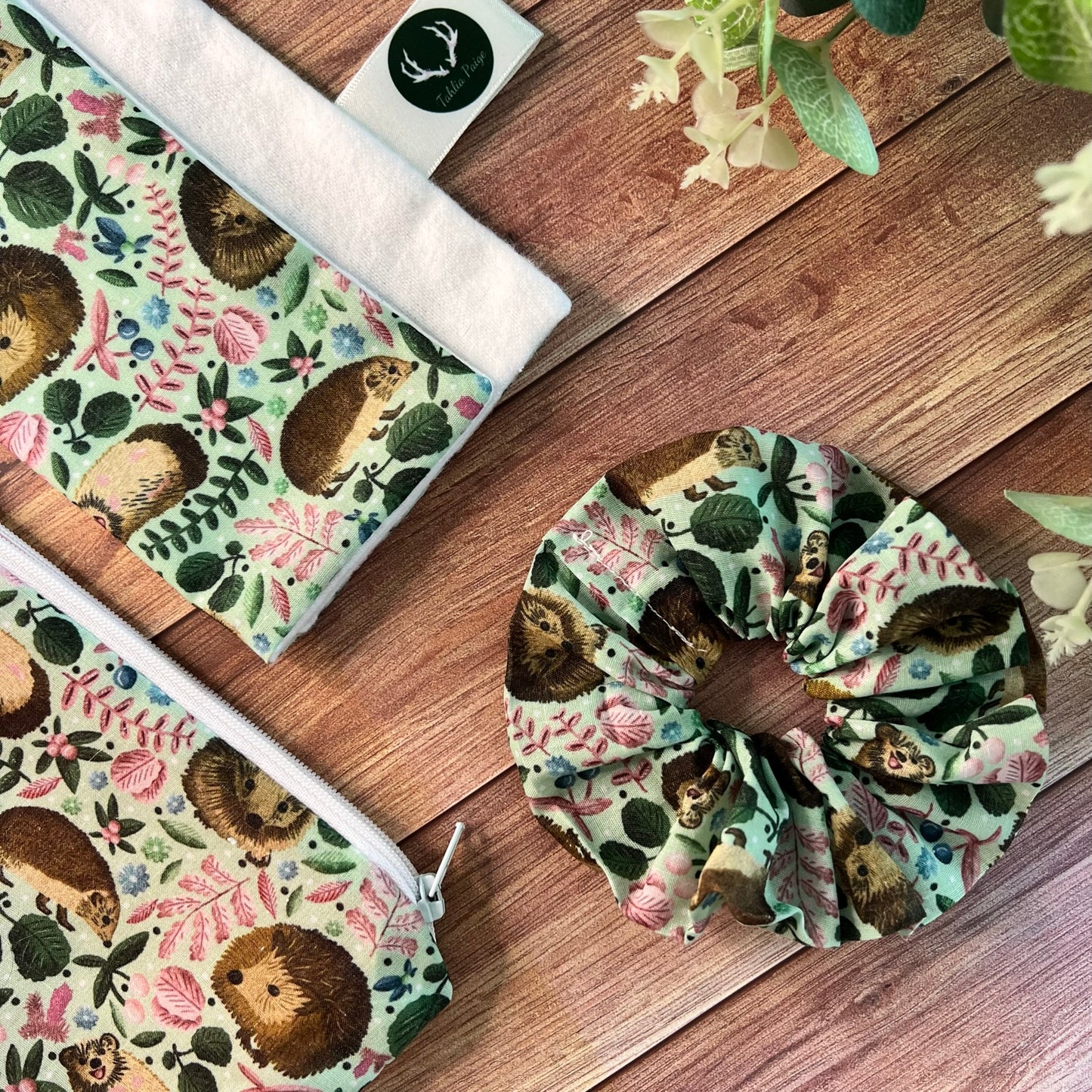 Make her day special with our hedgehog gift set, the perfect surprise for your wife and the mum-to-be