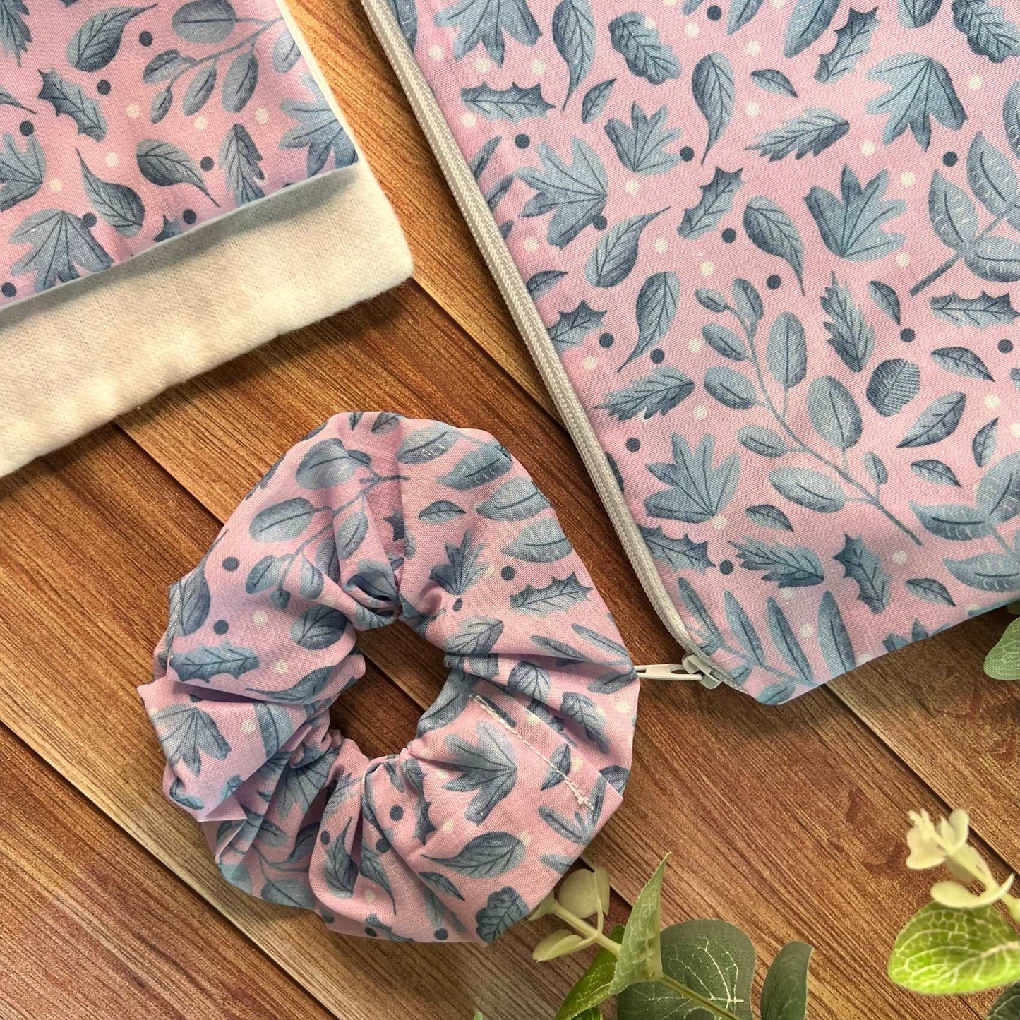 Blue Foliage Birthday Gal Giftset