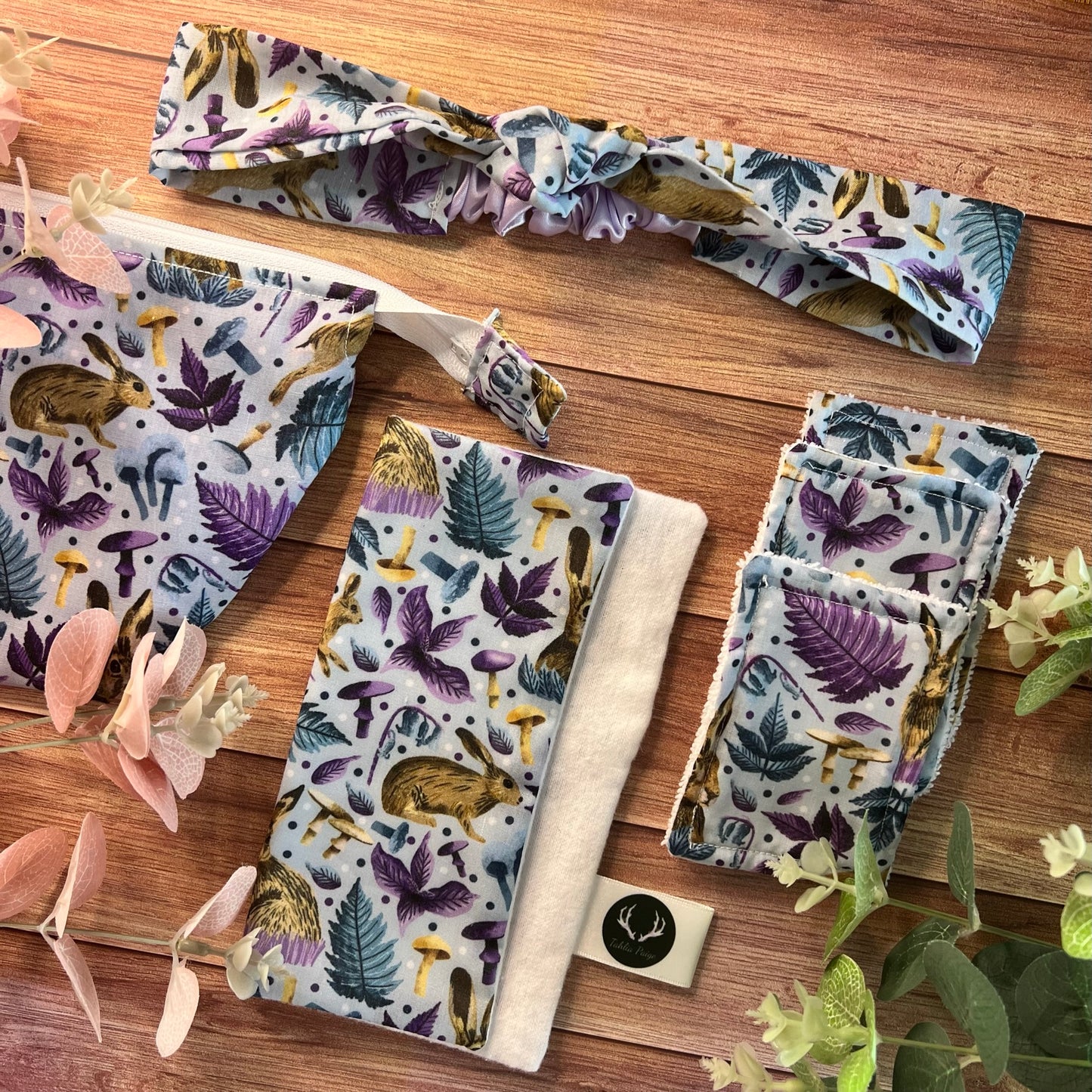 Beautiful thinking of you gift set, great as a nice makeup bag.