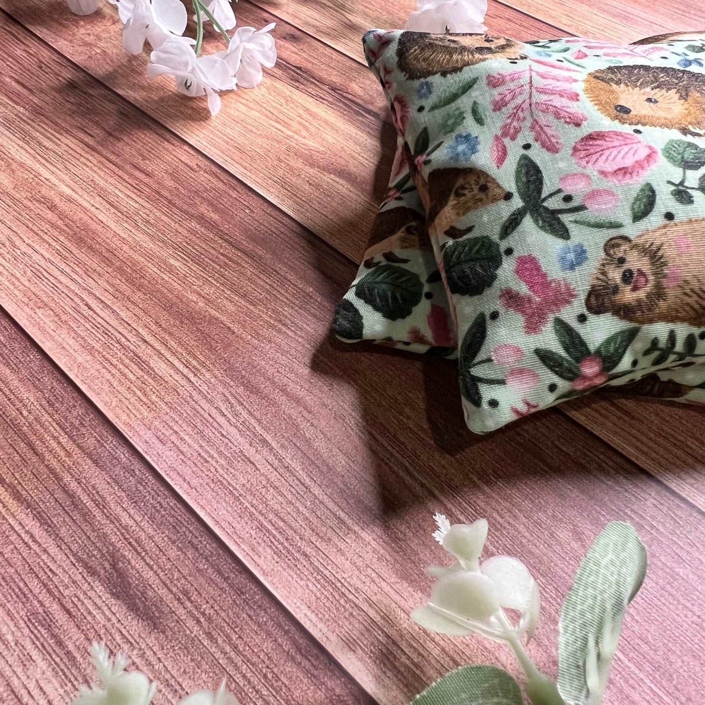 Make your own reusable heat pads this Christmas with our kit.