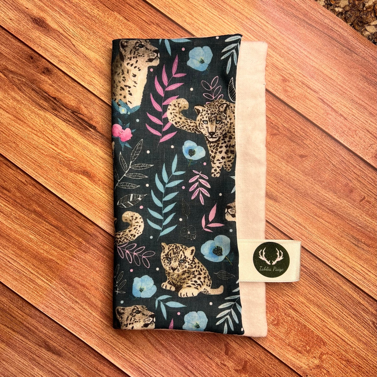 snow leopard face cloth, ideal for sustainable skincare