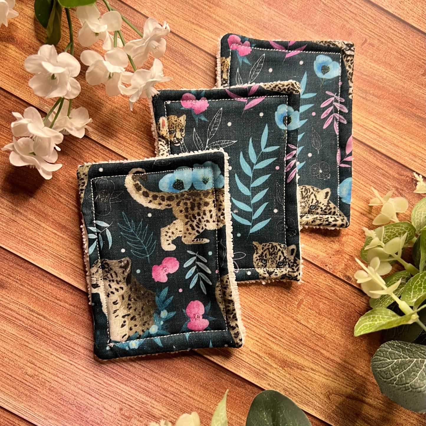 Snow Leopard Exfoliating Pads, perfect for skincare.