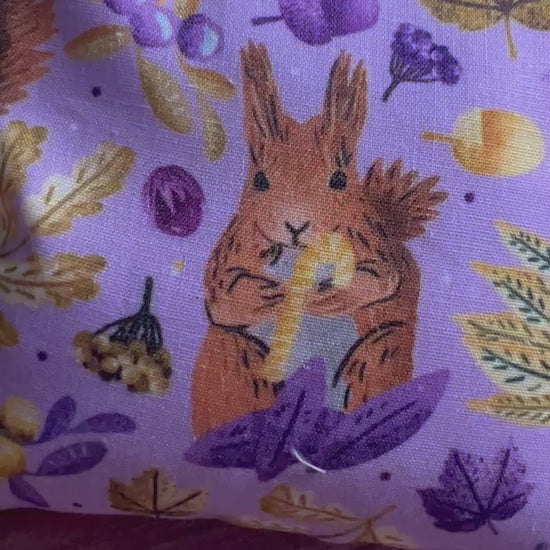 A video showing the squirrel handwarmers, an ideal gift for nan this christmas.