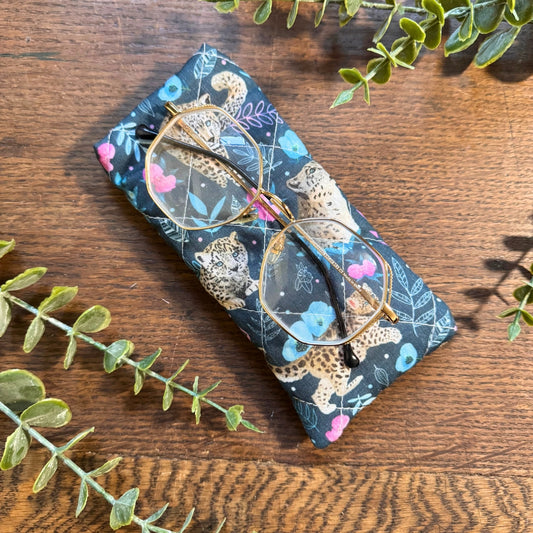 Snow Leopard Glasses Case