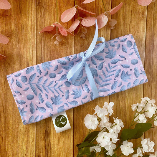 keep makeup brushes safe travelling with a brush roll