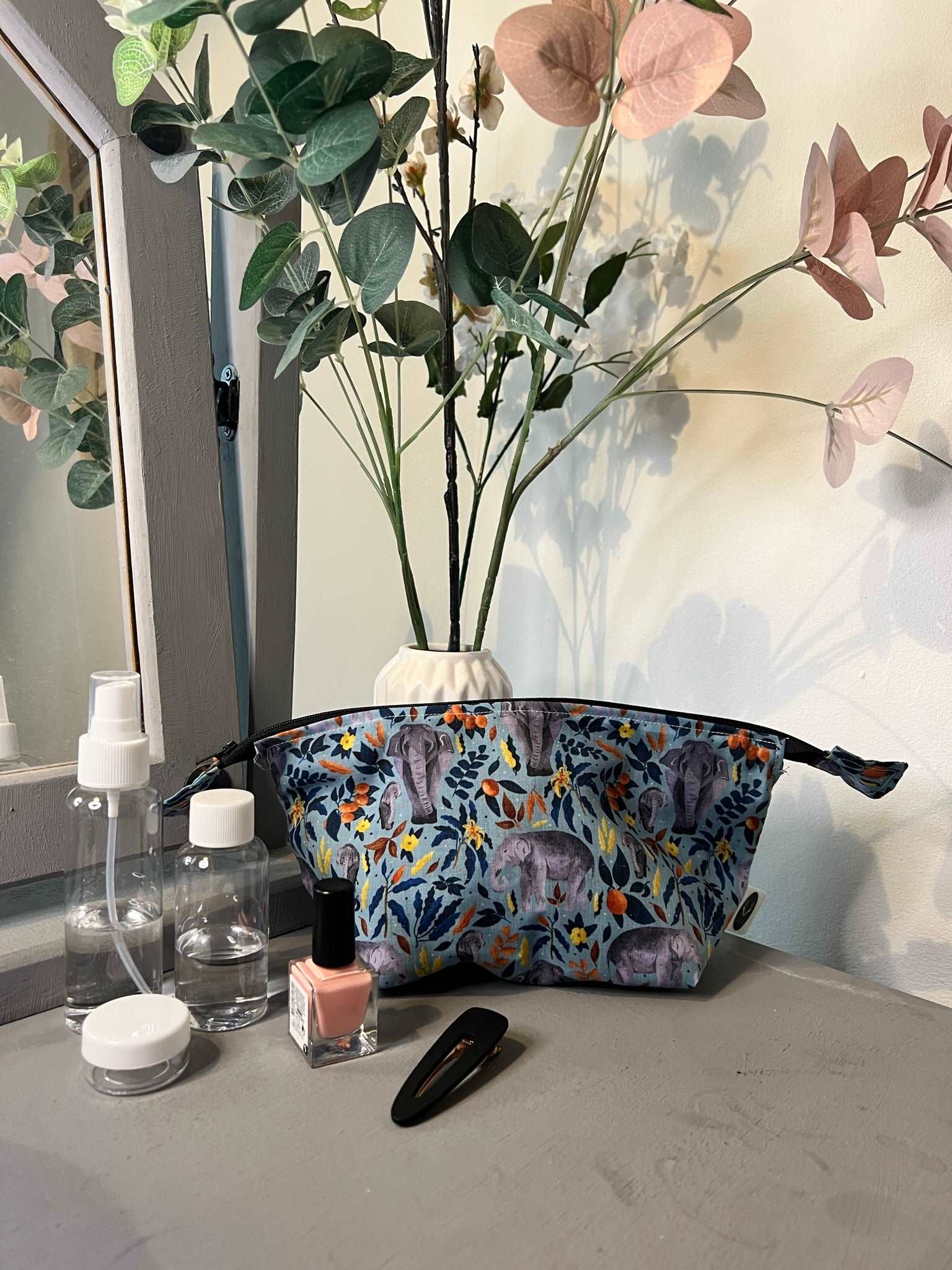 asian elephant print travel makeup bag Leather Funny African Wild Animals Makeup Pouch For Women With Zipper Portable Cosmetic Bags 8.3x3.6x5.3in : Beauty & Personal Care or secret santa gift Baby Elephant Conservation Wash Bag