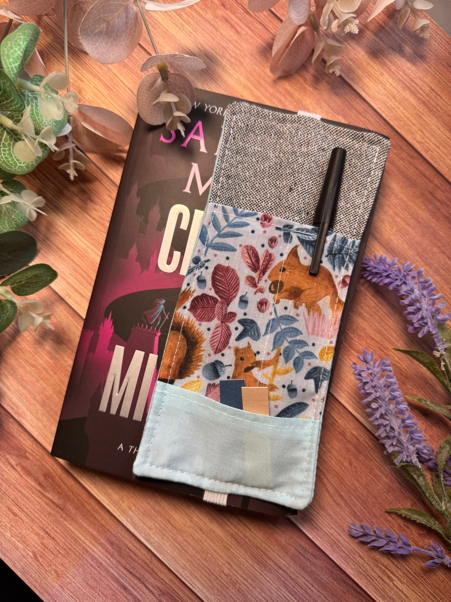 Red Squirrel Elasticated Bookmark – Bookmark with Pen Pocket for Readers & Journalers