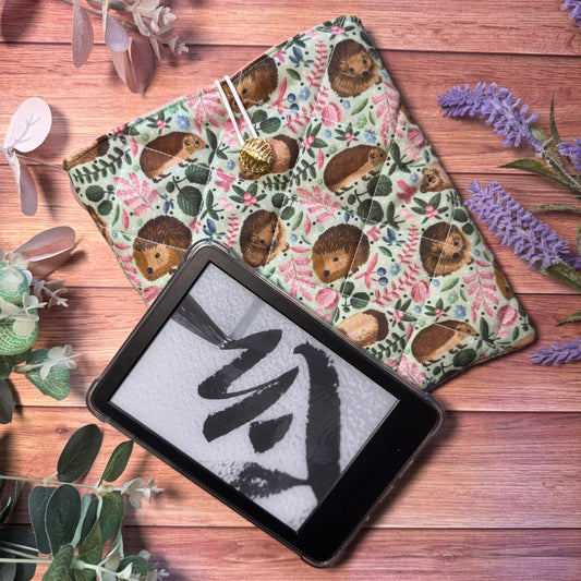Hedgehog Quilted Kindle Case – Padded E-Reader Sleeve with Loop Closure