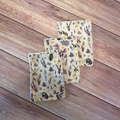 Reusable bee patterned skincare accessories suitable for physical exfoliation.
