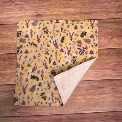 Soft fabric bee facecloth suitable as a small gift for gardeners and beekeepers.
