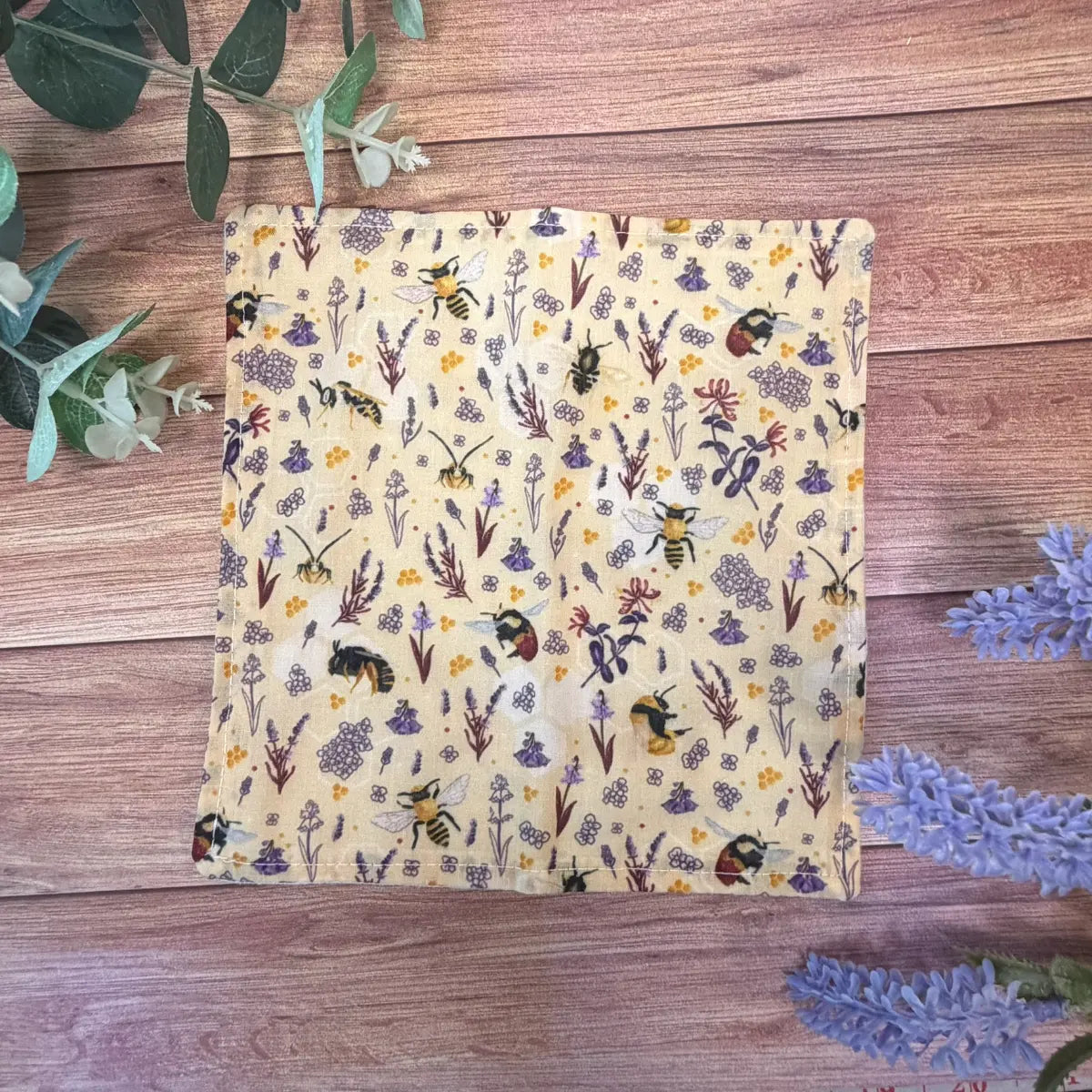Handmade bee face cloth featuring original Tahlia Paige illustrations, ideal for beekeeping gifts.
