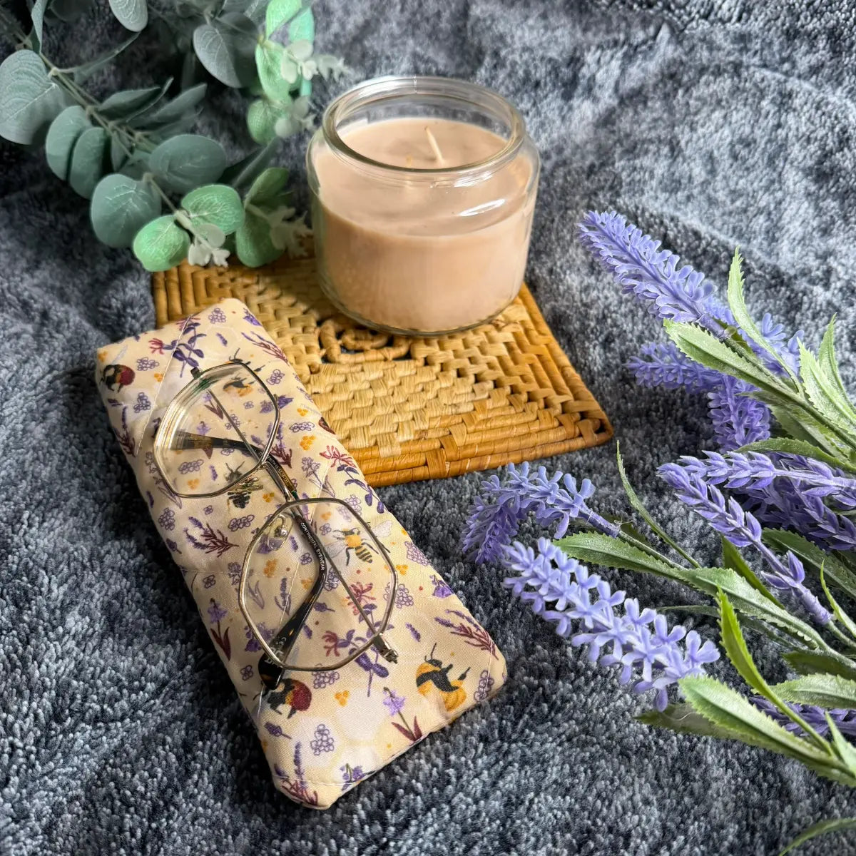 bee glasses case