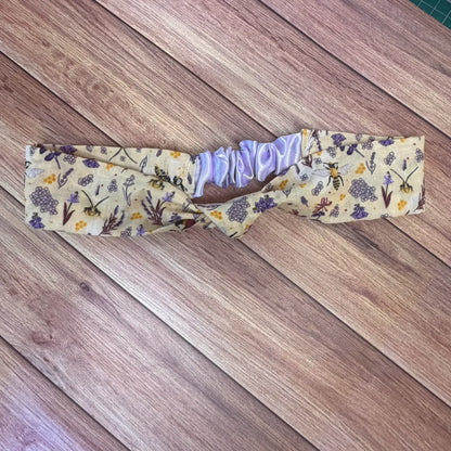 Handmade bee patterned headband, suitable for anyone looking for bee related gifts.
