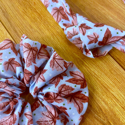 closeup of scrunchie and headband knot with the pink leafy surface pattern design