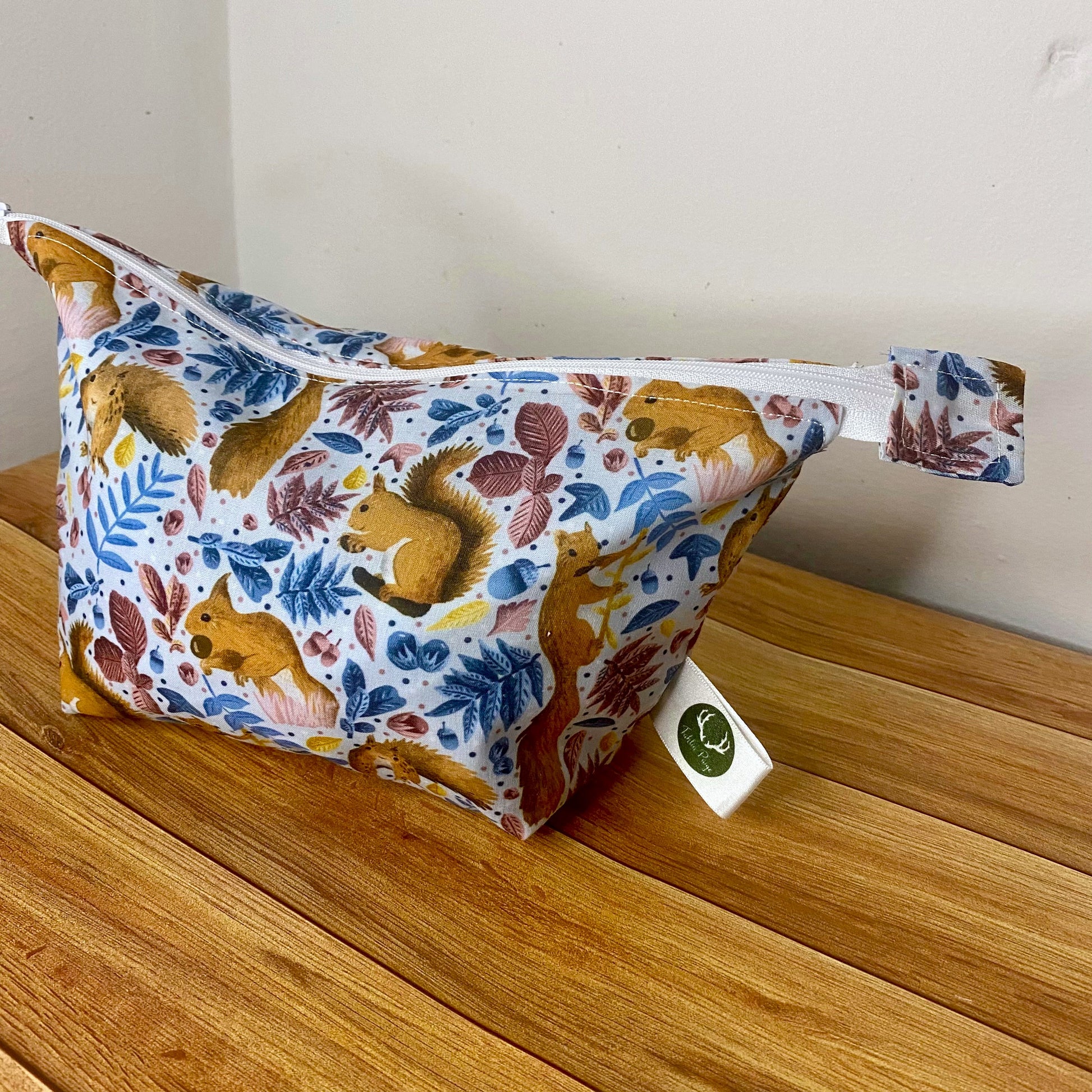 Nature lover gifts: red squirrel makeup bag for women, perfect for storing beauty essentials