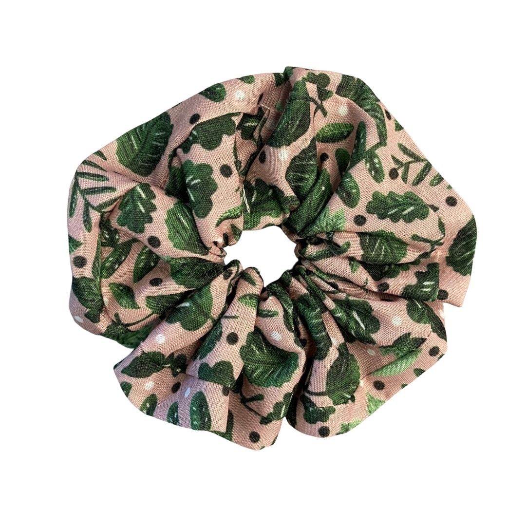 green foliage scrunchie