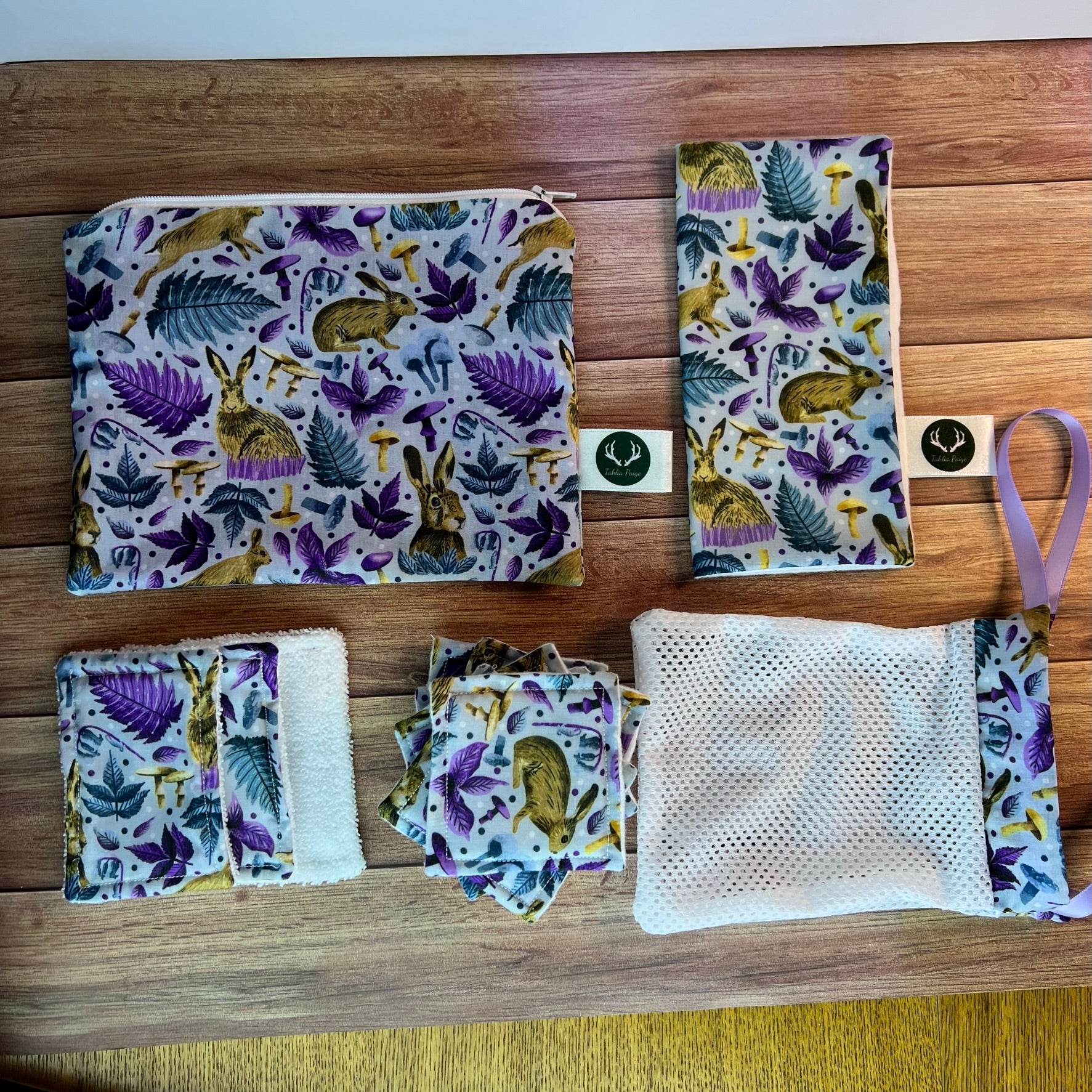 Beautiful sustainable starter gift set, perfect rabbit-themed gifts for adults.