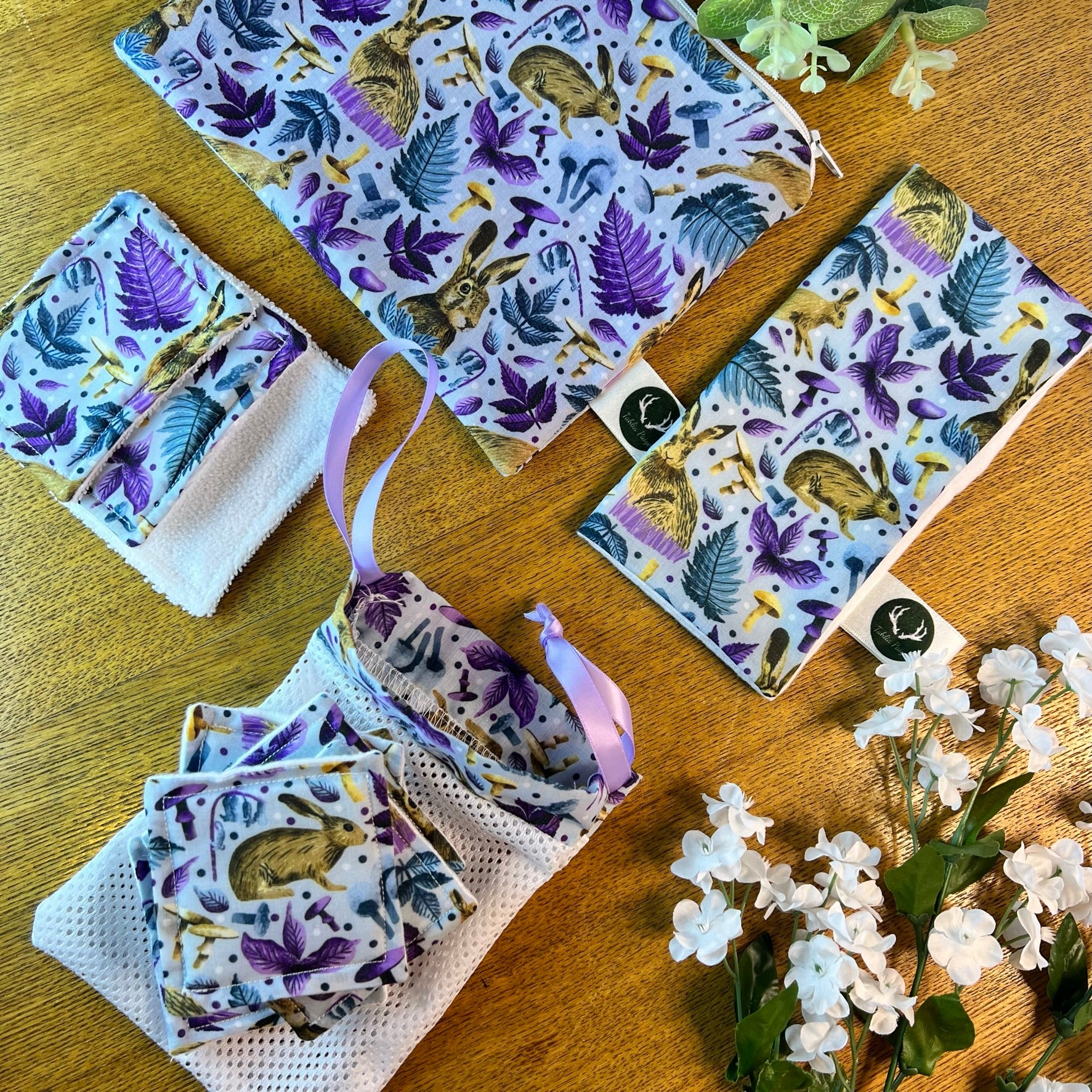 Beautiful sustainable starter gift set with hare designs, ideal for beauty 101 and eco-conscious gifts.