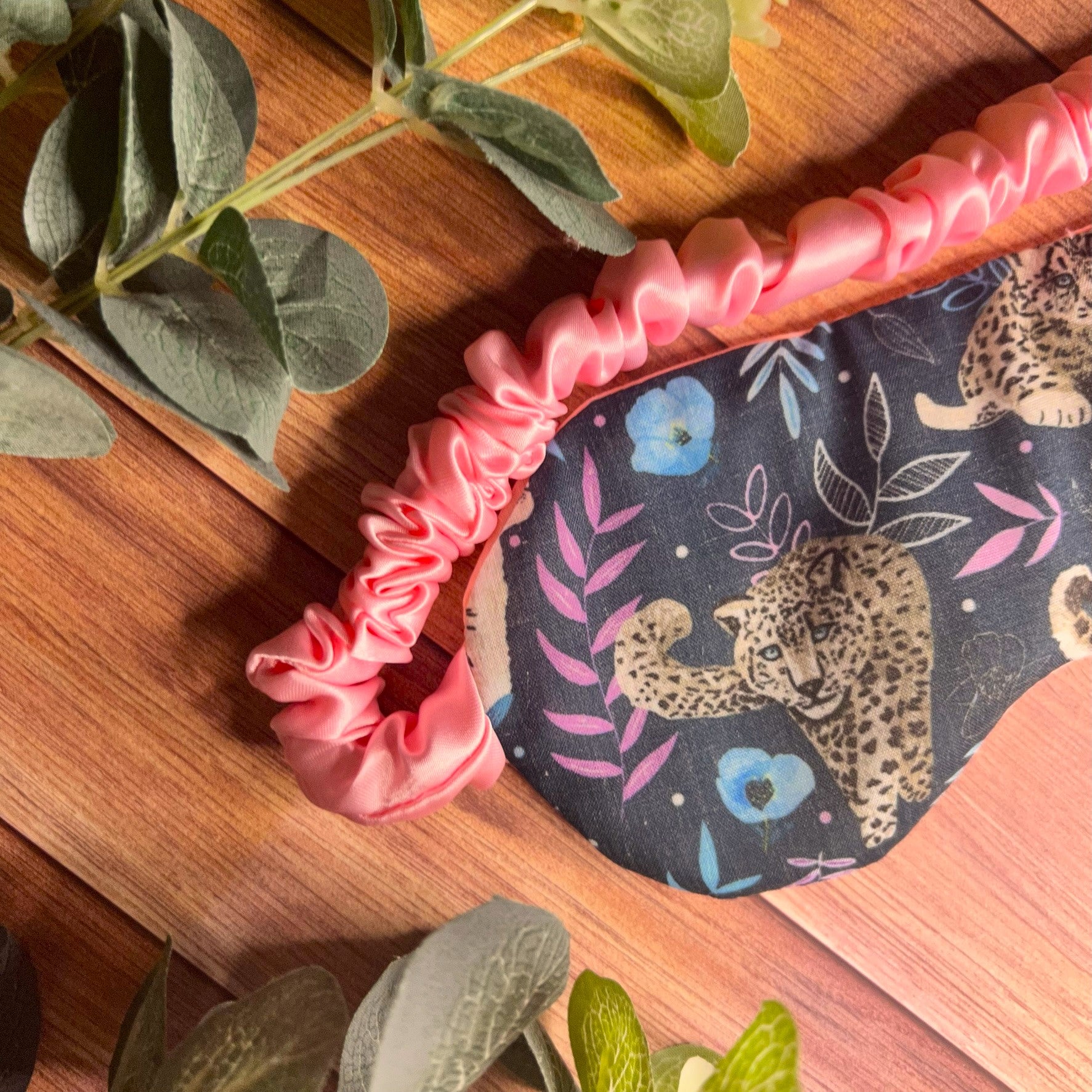 Chic and comfortable sleep mask, perfect gift idea.