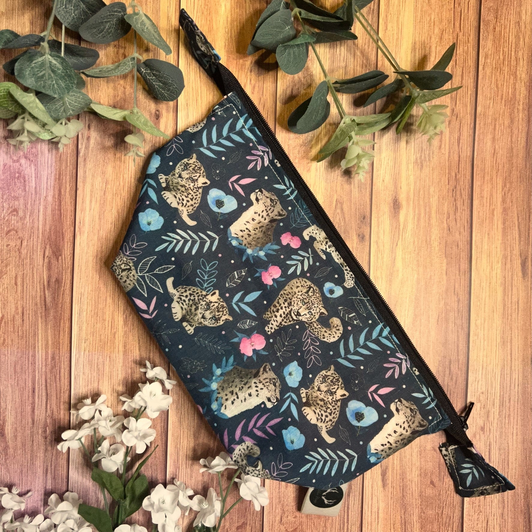 Snow Leopard Makeup Bag, ideal for a little makeup bag.