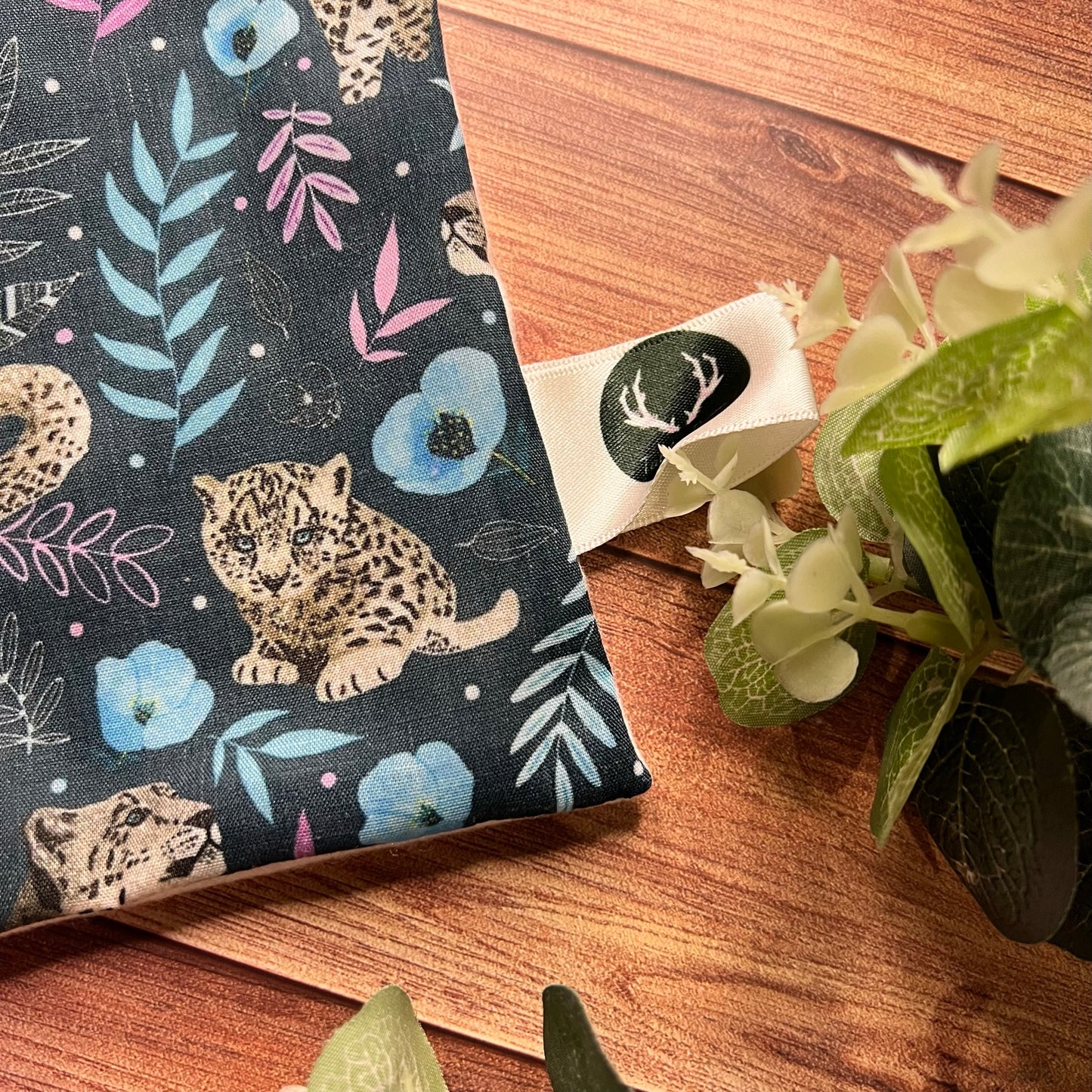 Snow Leopard Reusable Facecloth